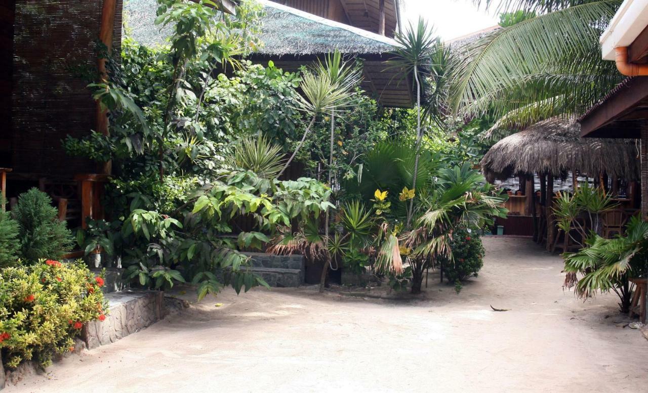Jjs Backpackers Village Siquijor Extérieur photo
